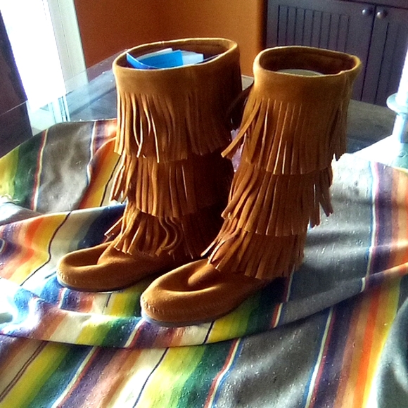 Minnetonka Shoes - Minnetonka Brown Fringed Boot Moccasin NWOT